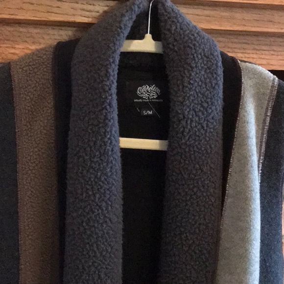 Vest - Picture 3 of 6